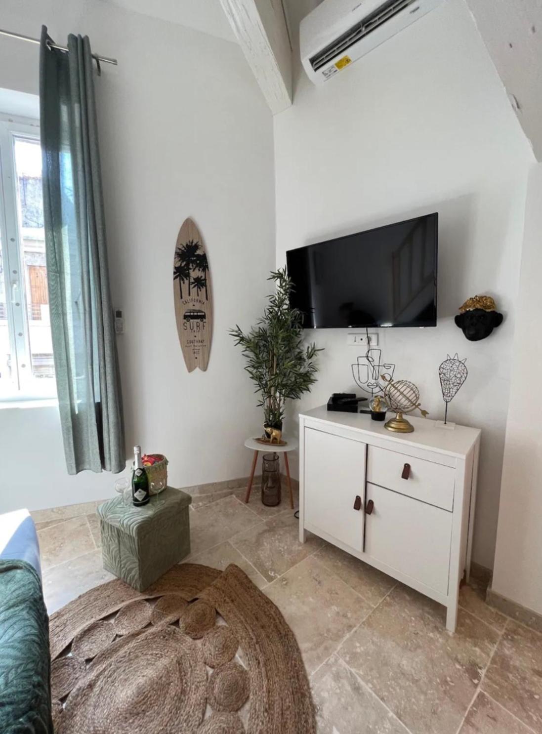 Duplex A 2 Pas De La Vielle Ville D Αβινιόν Εξωτερικό φωτογραφία