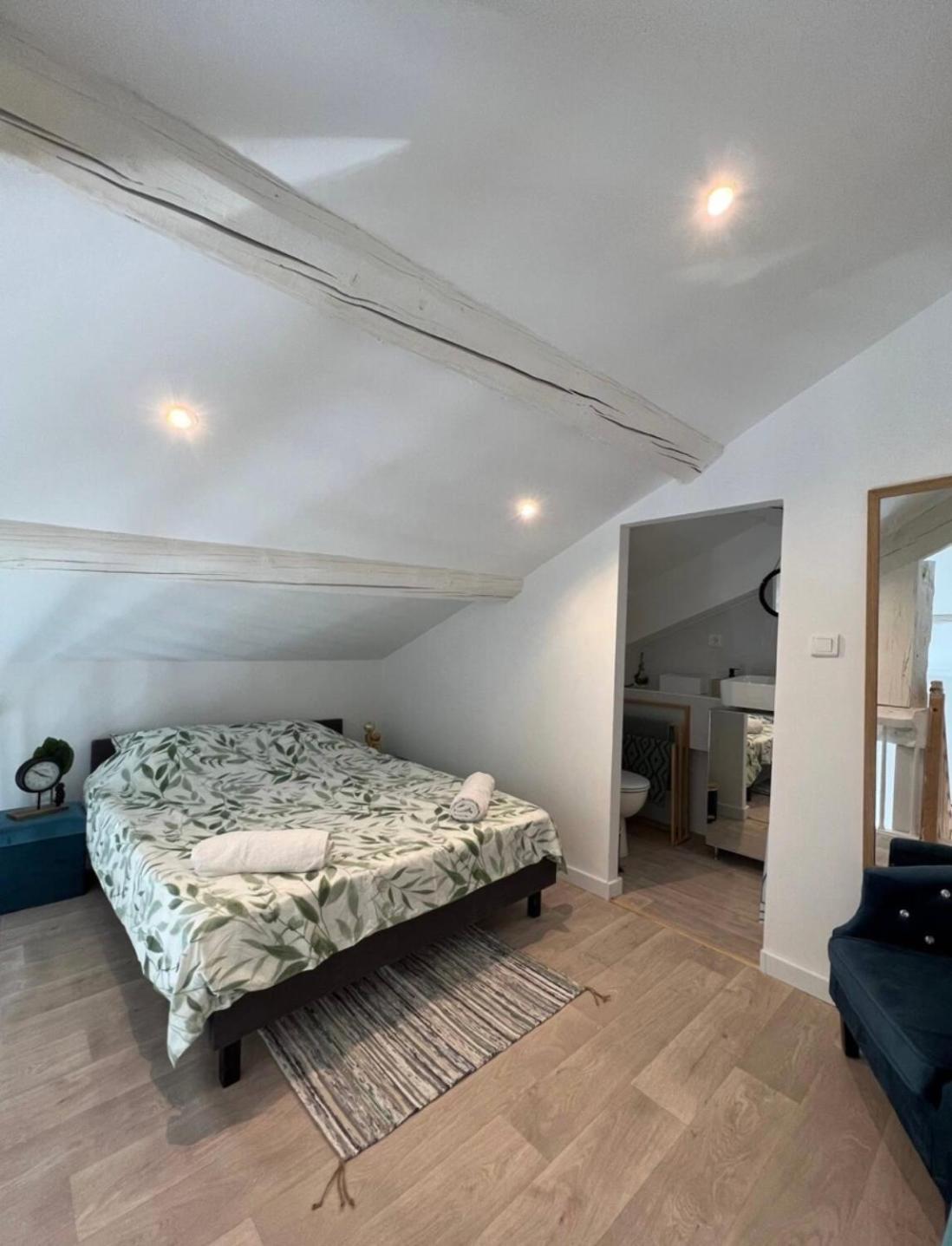 Duplex A 2 Pas De La Vielle Ville D Αβινιόν Εξωτερικό φωτογραφία
