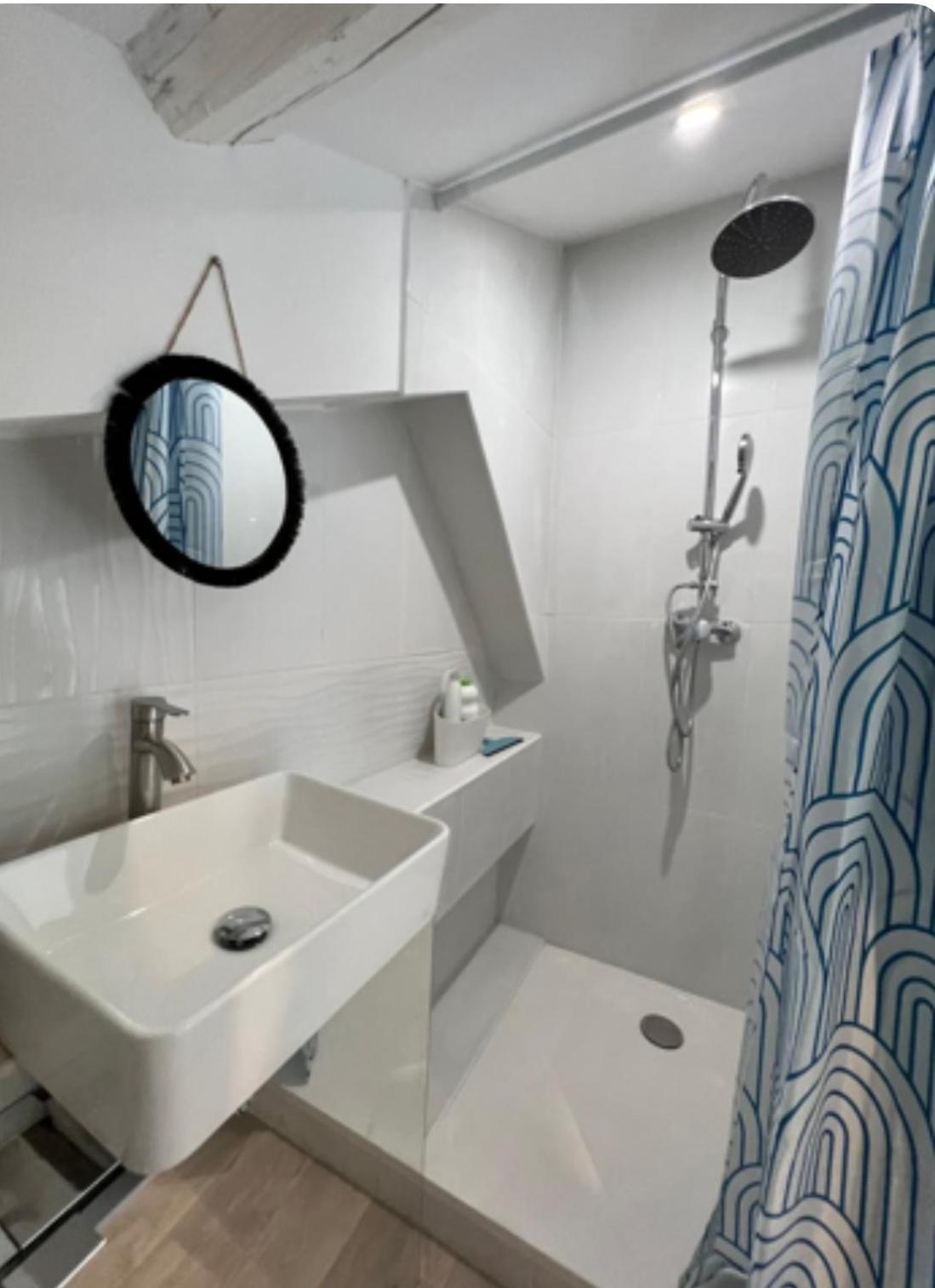 Duplex A 2 Pas De La Vielle Ville D Αβινιόν Εξωτερικό φωτογραφία